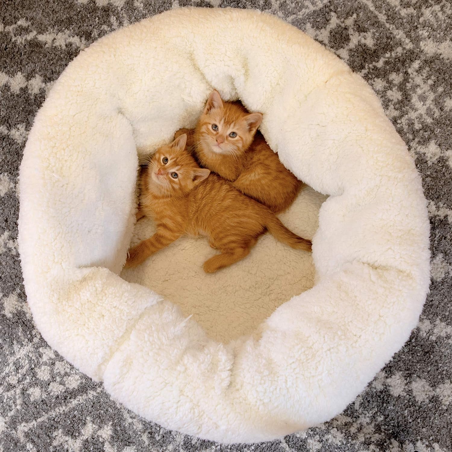 Deep dish donut cat bed for indoor cats