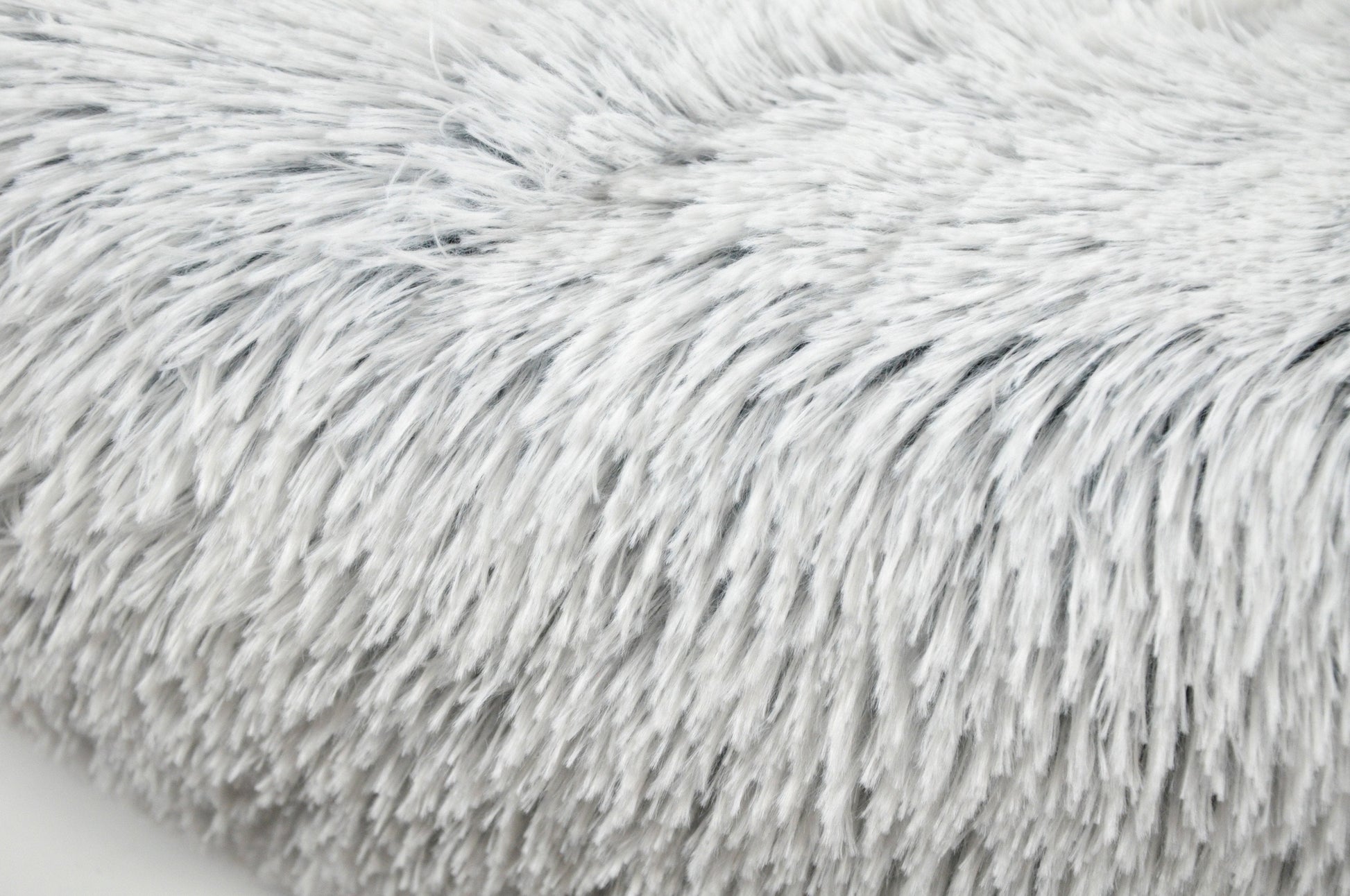 Orthopedic Pet Bed – Mr. Peanut's 28" OrthoPlush® White Bed